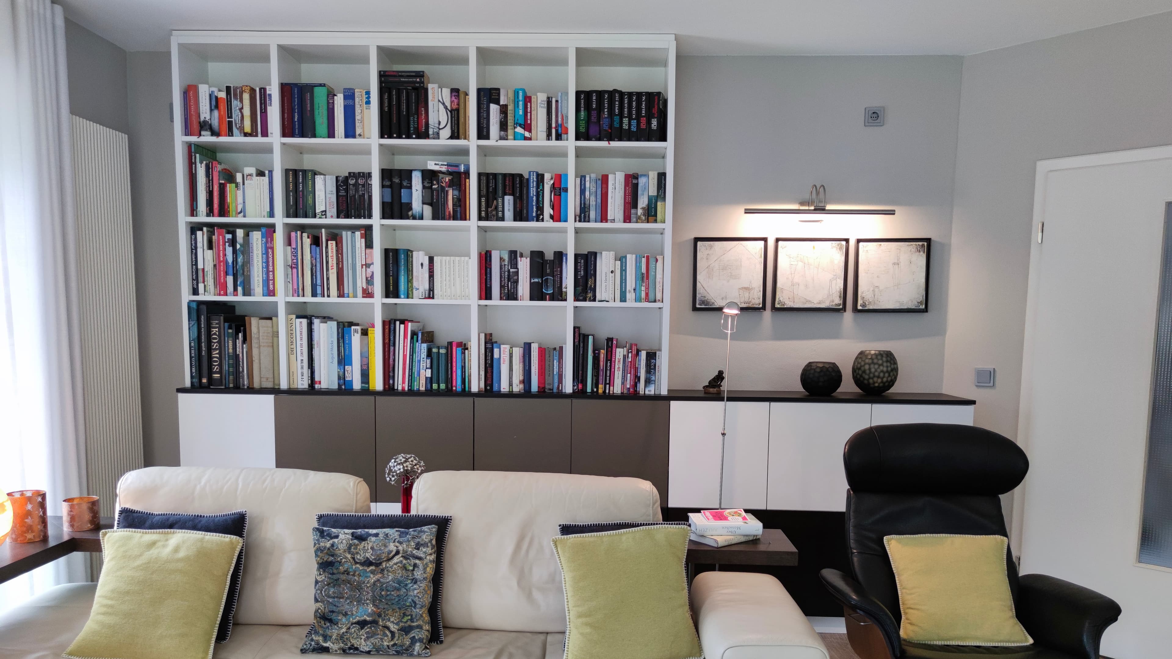 Einzigartige Bücherwand