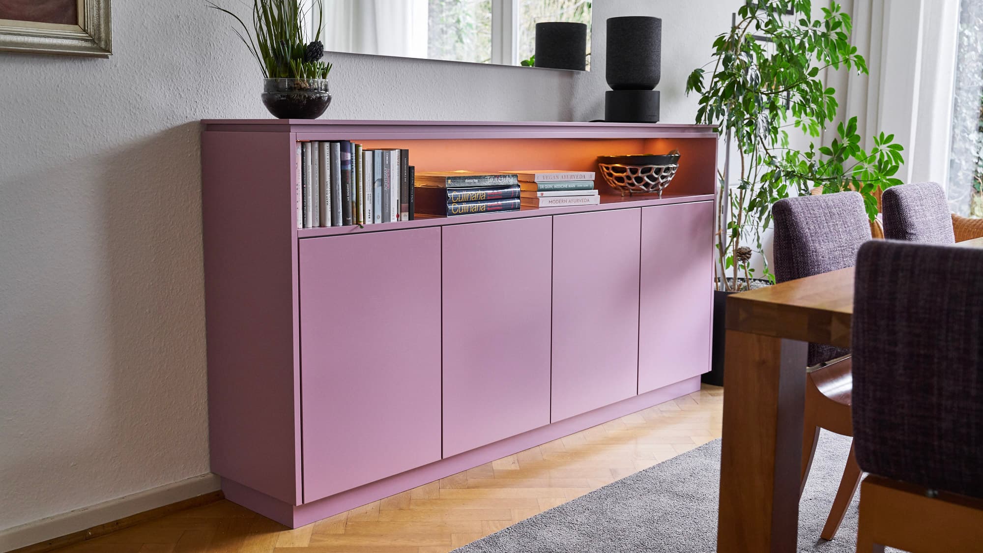 Sideboard mit Beleuchtung
