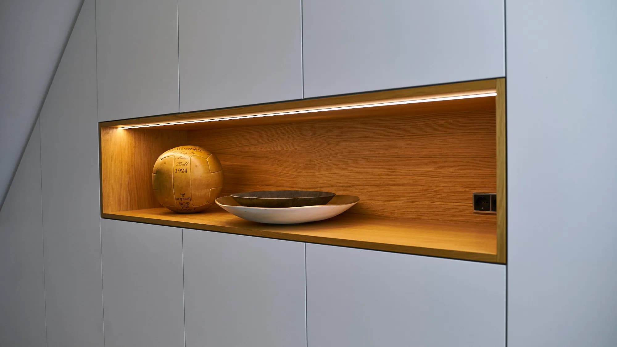 Wandschrank 